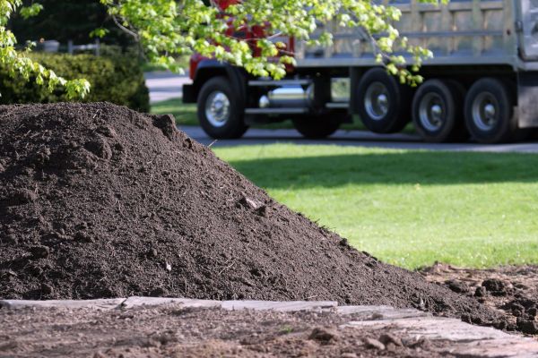 Yard Dirt Delivery in Nokomis